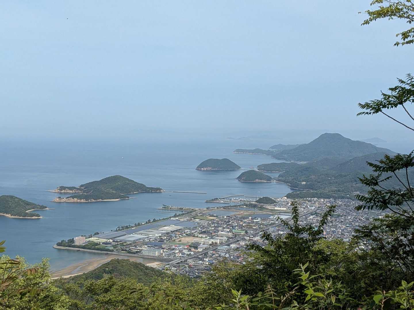 父母ヶ浜が見えてます。後で行こう