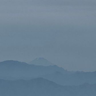 割とすぐに富士山。
今日はいい天気だぞ！