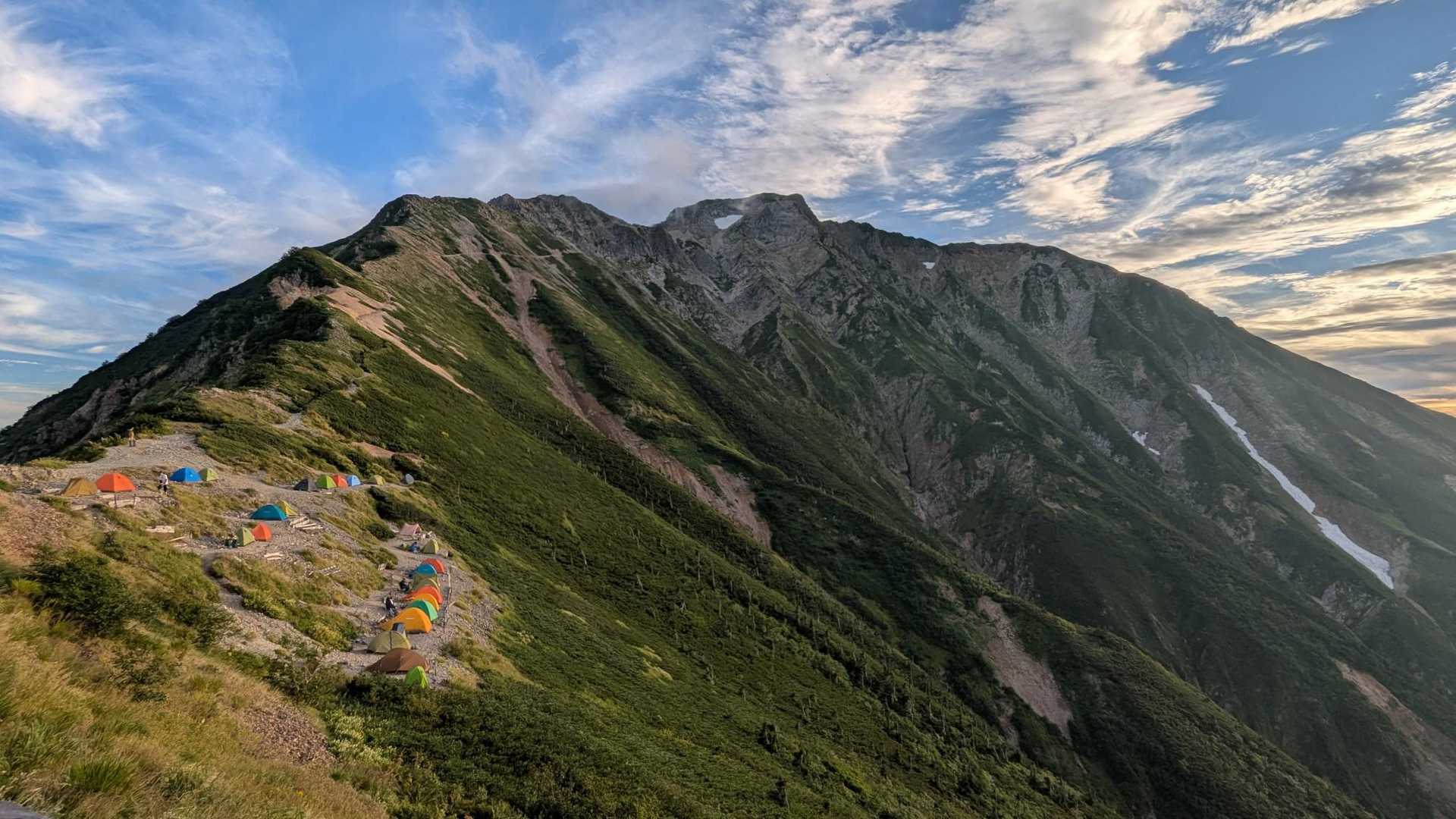 地蔵の頭-小遠見山-中遠見山-大遠見山-西遠見山-白岳-五 縦走コースの写真