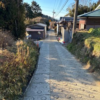 初めて暗峠から大阪側に降りてみる。
酷道と言われる道