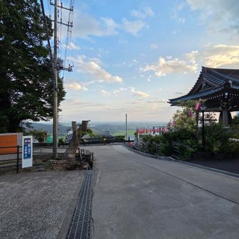 筑波山神社駐車場に戻って来ました。
夕方って感じです。
