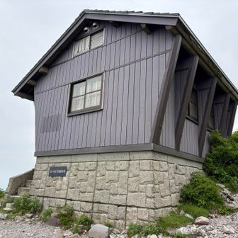 ユートピア避難小屋