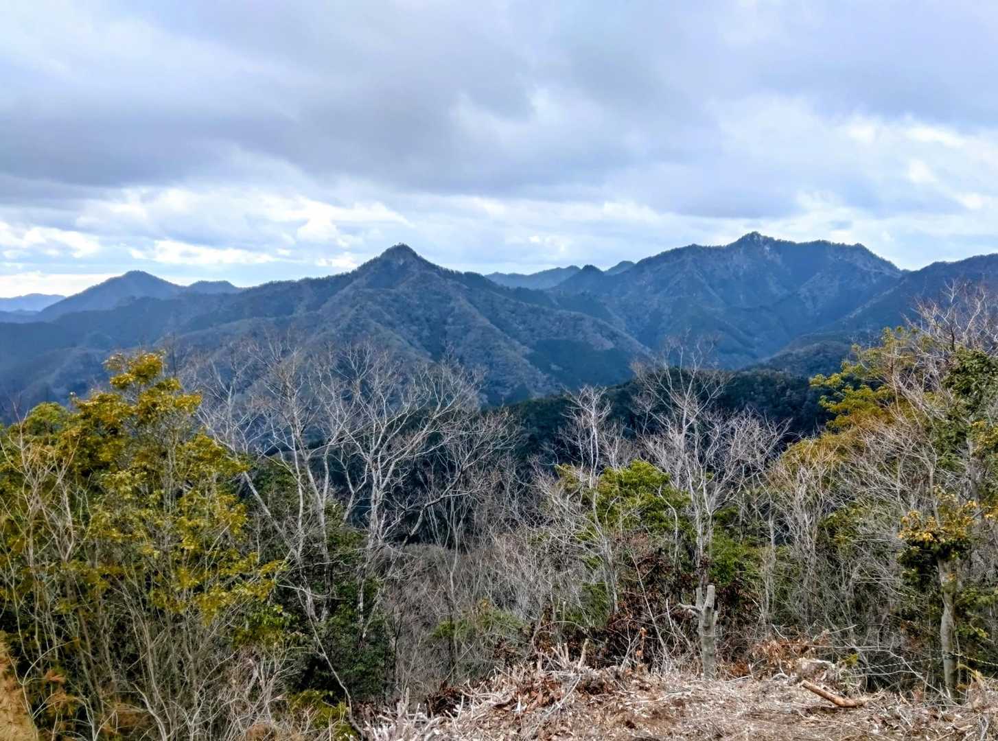 右 七種本峰と七種槍