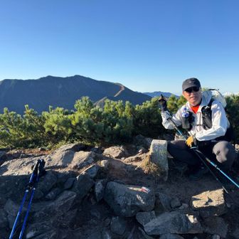 ヌカビラ岳山頂　登山しました。
ここから稜線歩き。