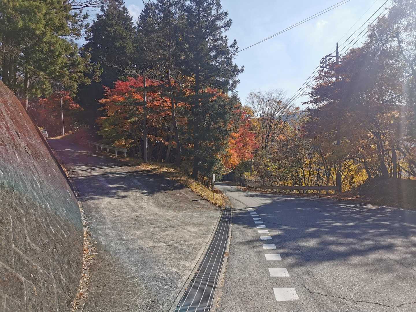 ここを←へ入ります