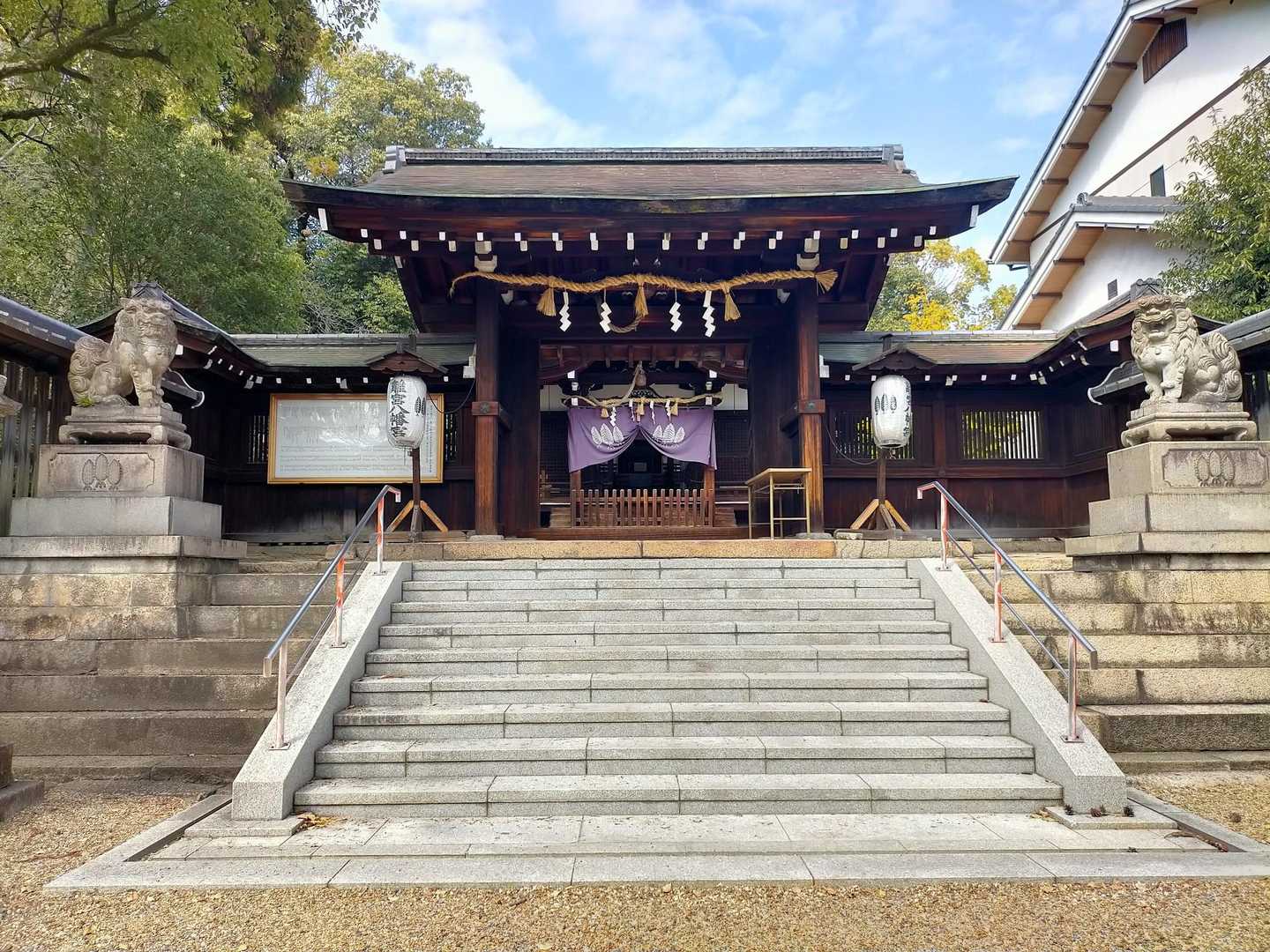 離宮八幡宮