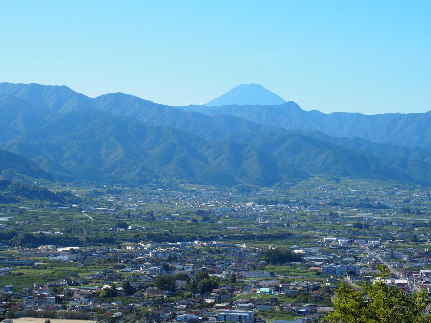 お手軽に富士山と甲府盆地を眺められるので、家が近かったらまた来たいとこ🎵📸