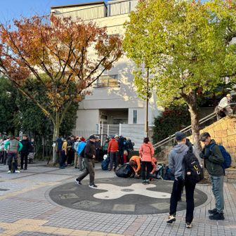 芦屋川駅より。登山者たっくさん！
微笑ましくて、安心する。