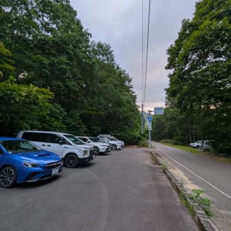 鷹ノ巣登山口駐車場