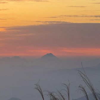 由布岳。
猫耳目立つなぁ😅