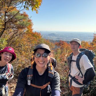 本日最後のピークで記念撮影📸

この後、下って林道歩いて…