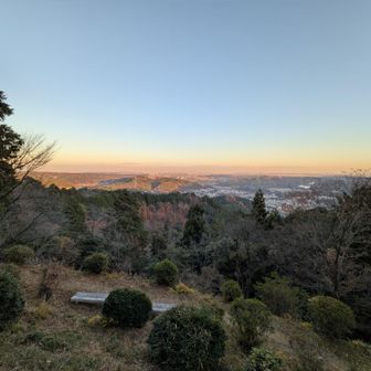 日が暮れてきた。