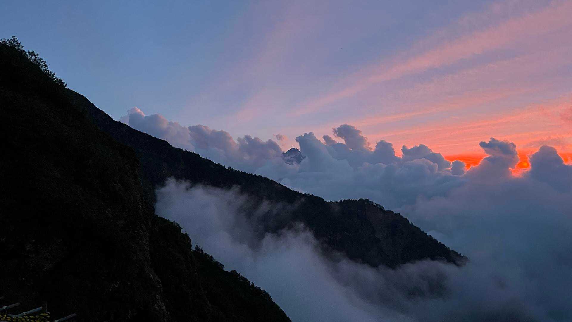 柏原新道登山口-爺ヶ岳-布引山-鹿島槍ヶ岳-鹿島槍ヶ岳-口 縦走コースの写真