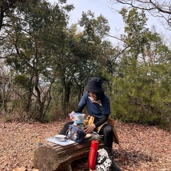 ちか特製チーズケーキ
今からケーキの仕上げ作業を