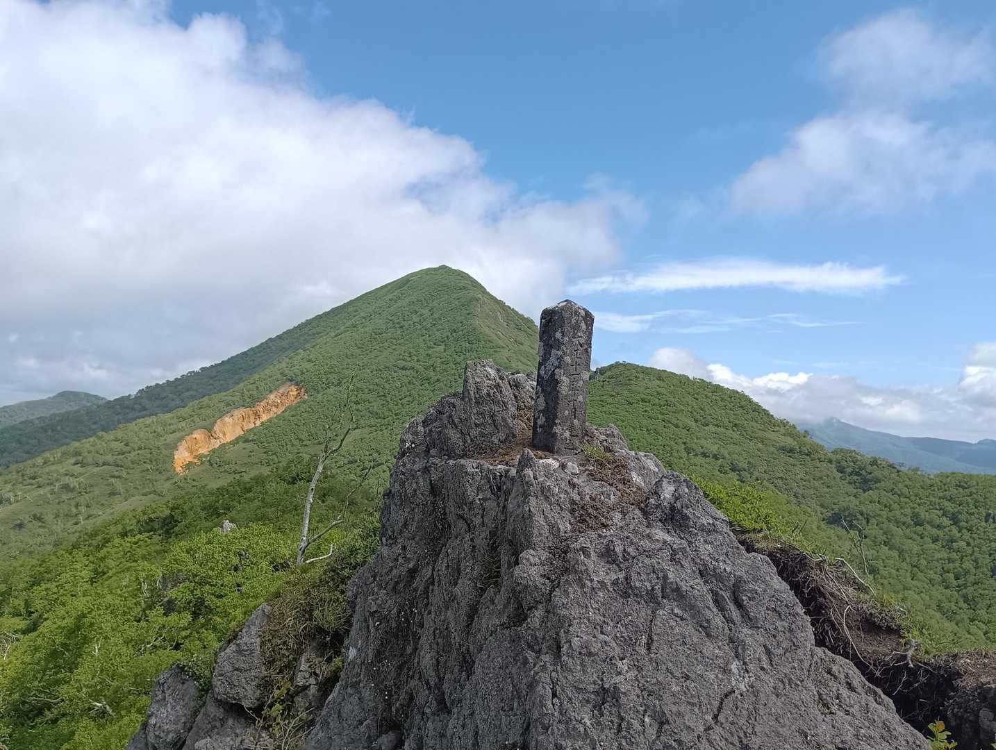 オロフレ山と山神様