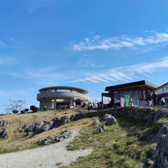 観光客多いな😲