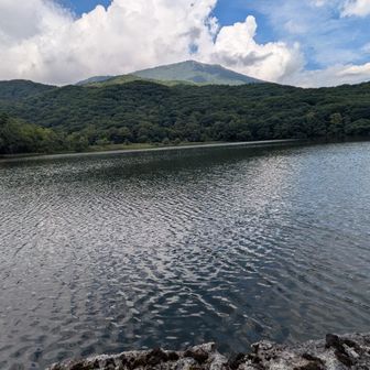古池から黒姫山👍
きれいだぁ～🤩