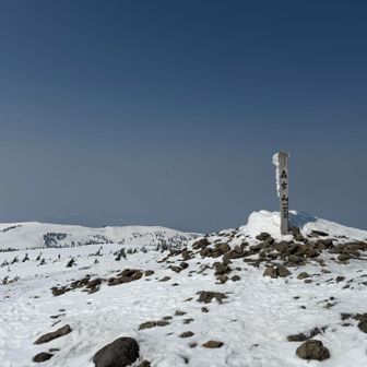 ほぼ無風の穏やかな山頂です👍