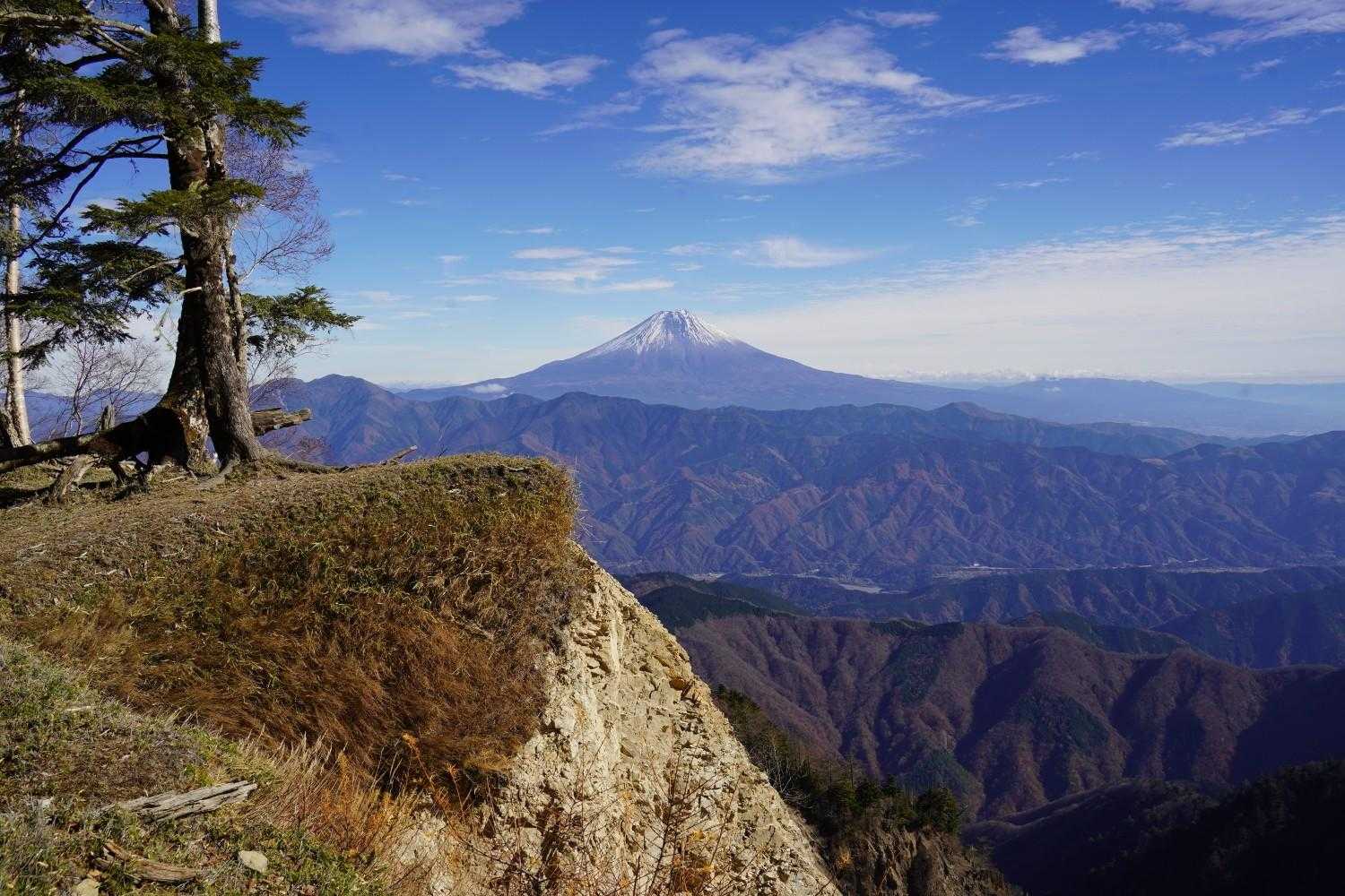 大がれ上部付近からの富士山