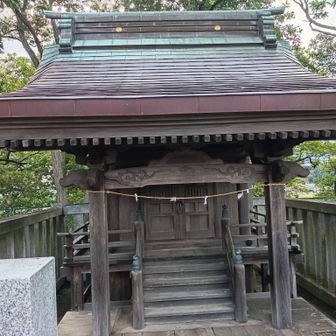女浅間神社