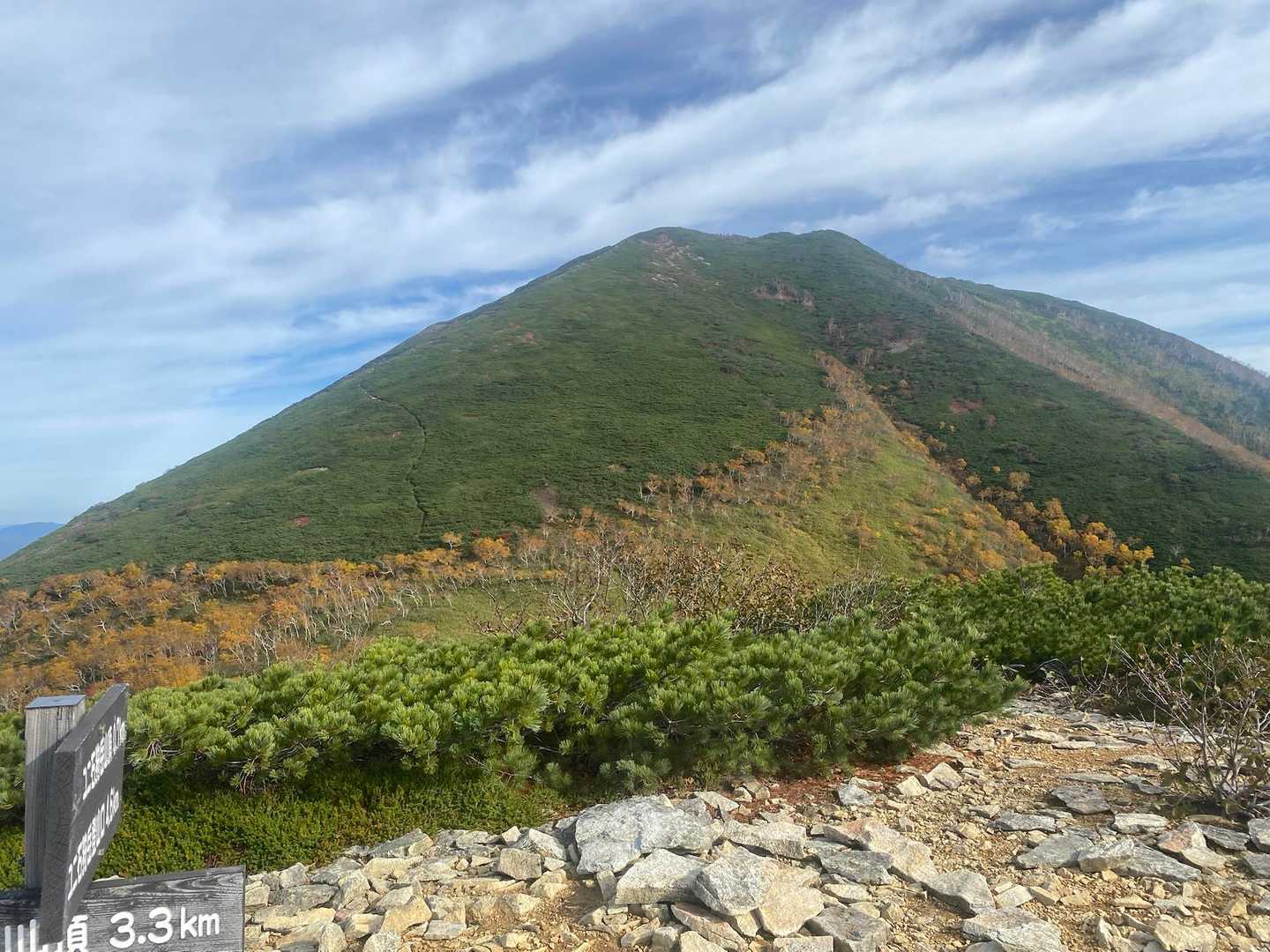 ユニ石狩岳の山頂目指します