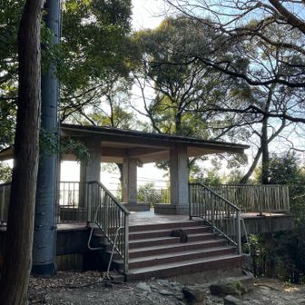 誰もいない展望台