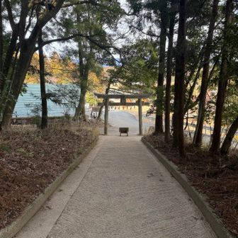 登山口到着。流石にクルマは少なくなっていました