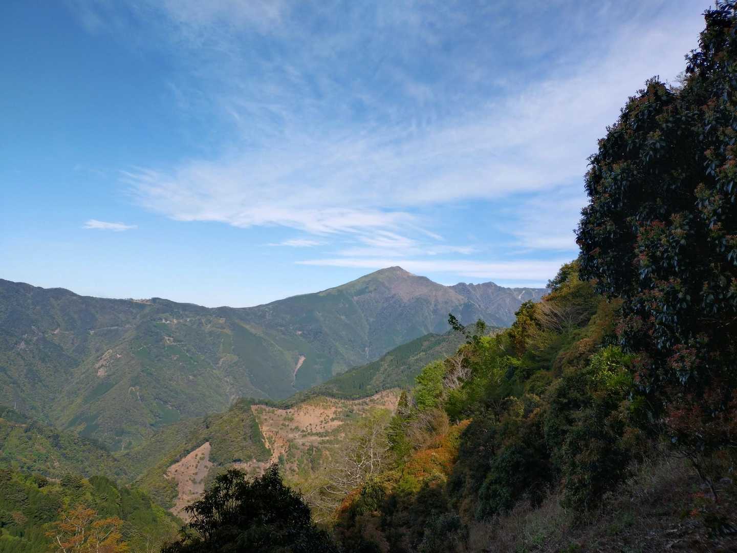 市房山が見えてきた☺️