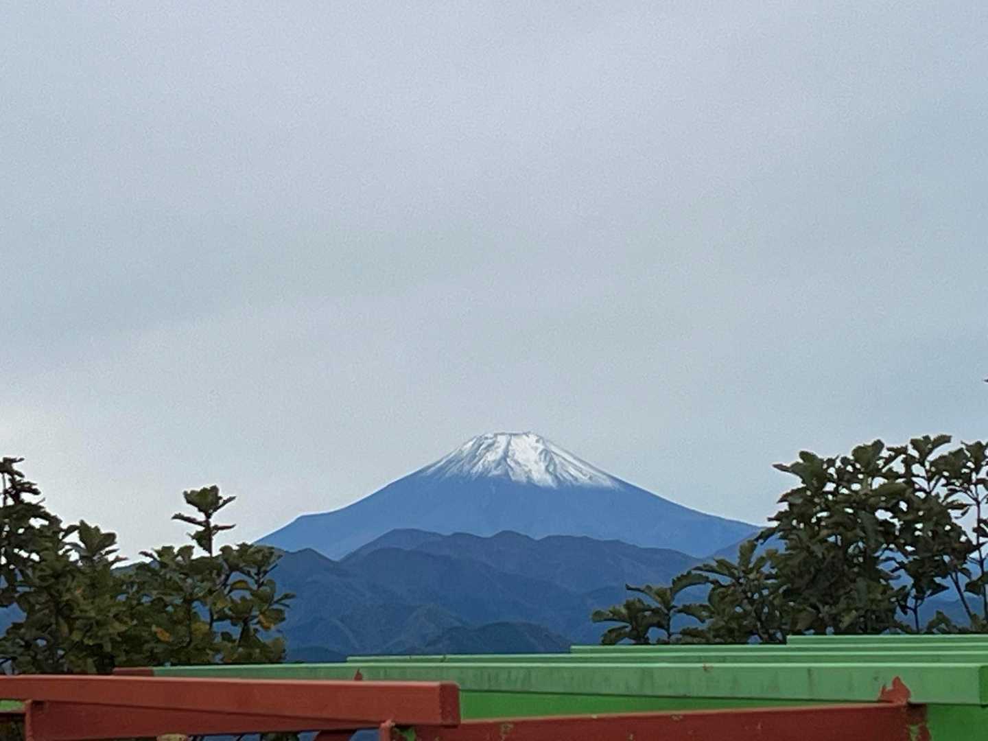 奥高尾縦走コース（陣馬山-堂所山-景信山-小仏峠-城山-高尾山）の写真