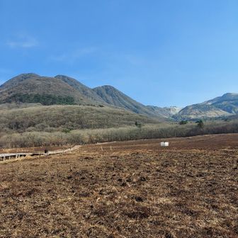 野焼きの後のタデ原湿原
お疲れさまでした。