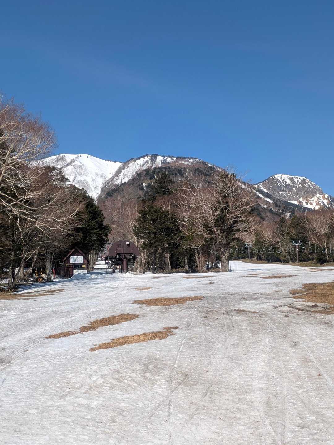 前白根山 往復コースの写真