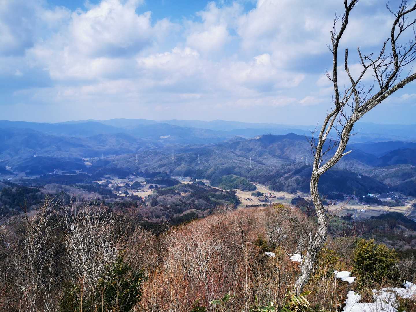 最後に良い景色が見れて良かった。雪が無ければ快適な道。。。だと思う。