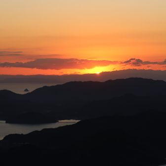 初日の出出てきた😍