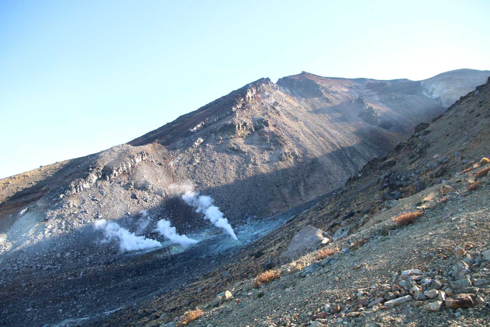 姿見の池から先は紅葉登山ではなく展望登山
