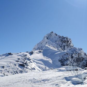 冬の宝剣岳怖そう