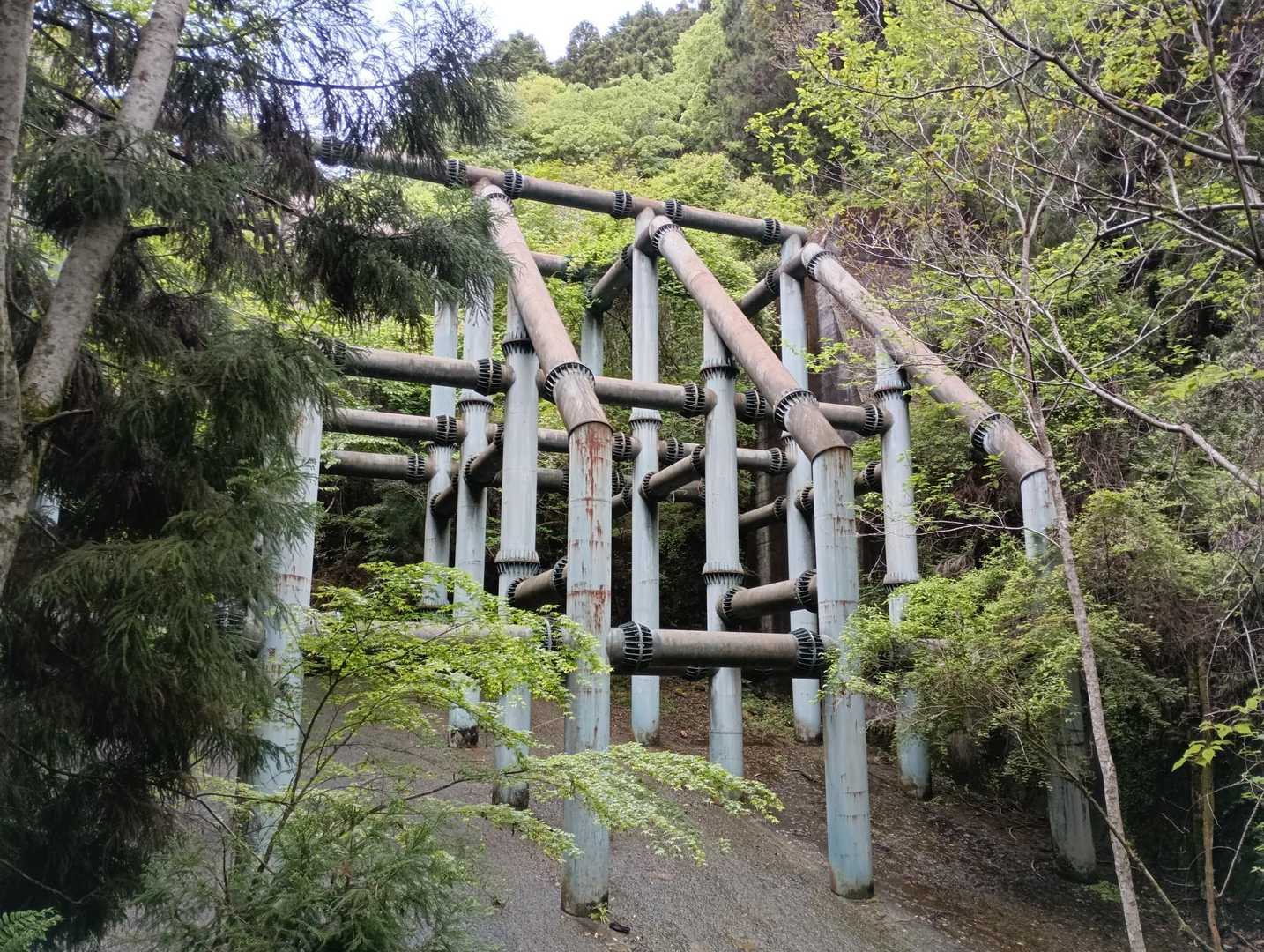 鉄製格子砂防ダムだったかな❓