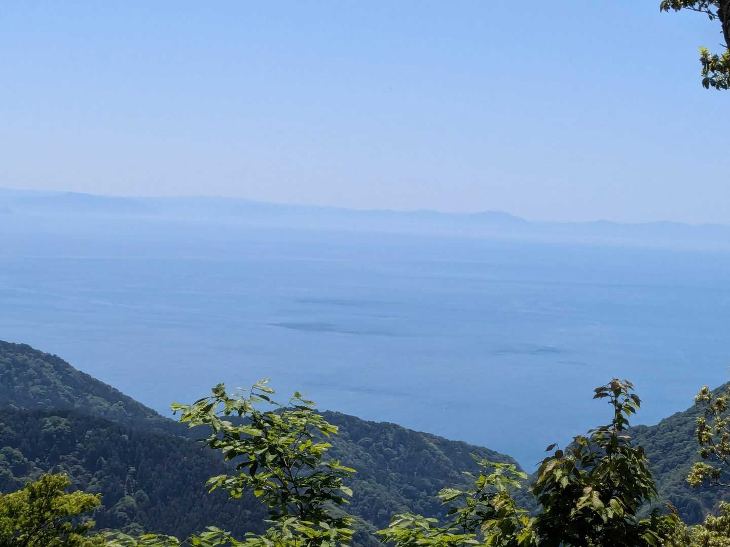 花立峠-雀ヶ峠-小六所山-六所山 往復コースの写真