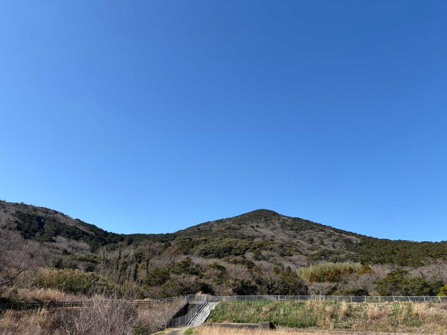 田原アルプス〜あれが衣笠山⛰️