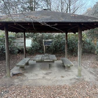 右の奥側から登ってきました