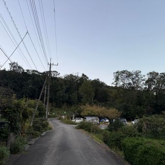駐車場に到着。お疲れ山。