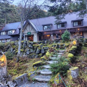 あらやだオシャレな山荘