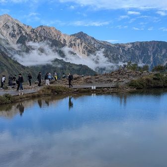 八方池と白馬三山