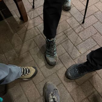 本日は4人でしゅっぱーつ‼️
昼間に遊びすぎてもう眠い😆