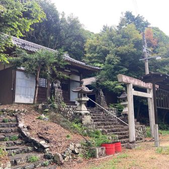 愛宕神社駐車場に停めたので
お参りしてスタート