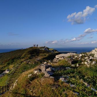 西側にはレーダー基地