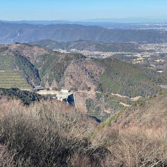 高取山展望台より宮ヶ瀬ダム方面