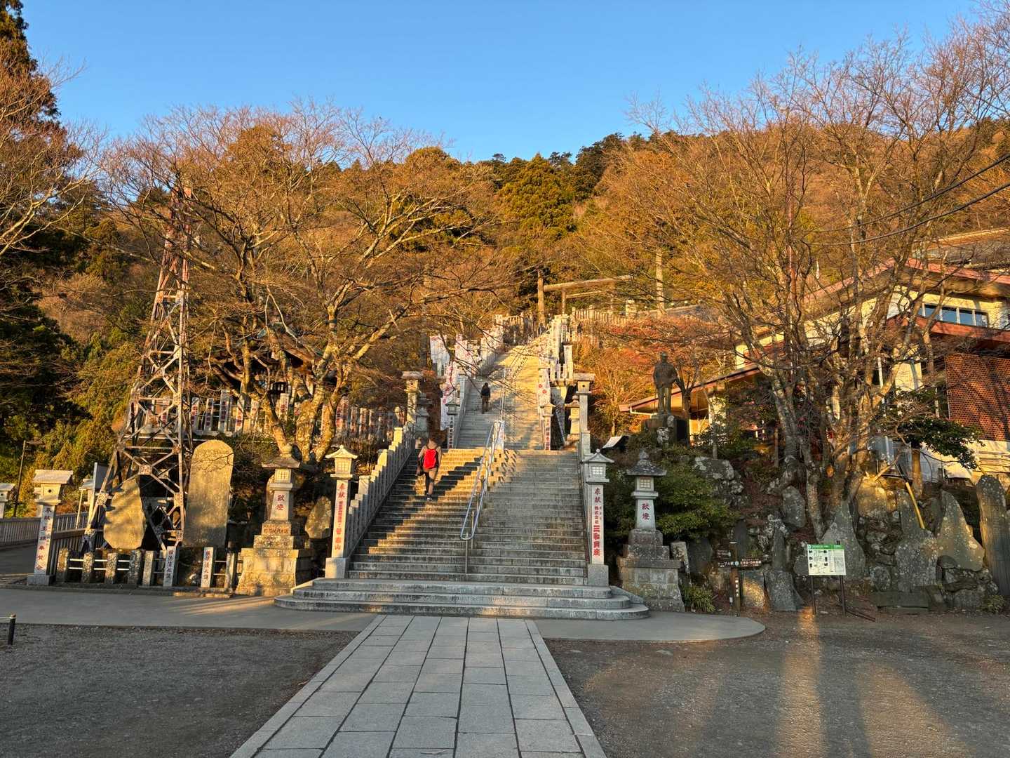 下社茶屋前に到着