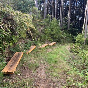 お地蔵さんのあるロードから少し入ったところ