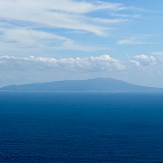 再び伊豆大島がどーん🏝️