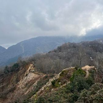 御在所岳方面もガスってる